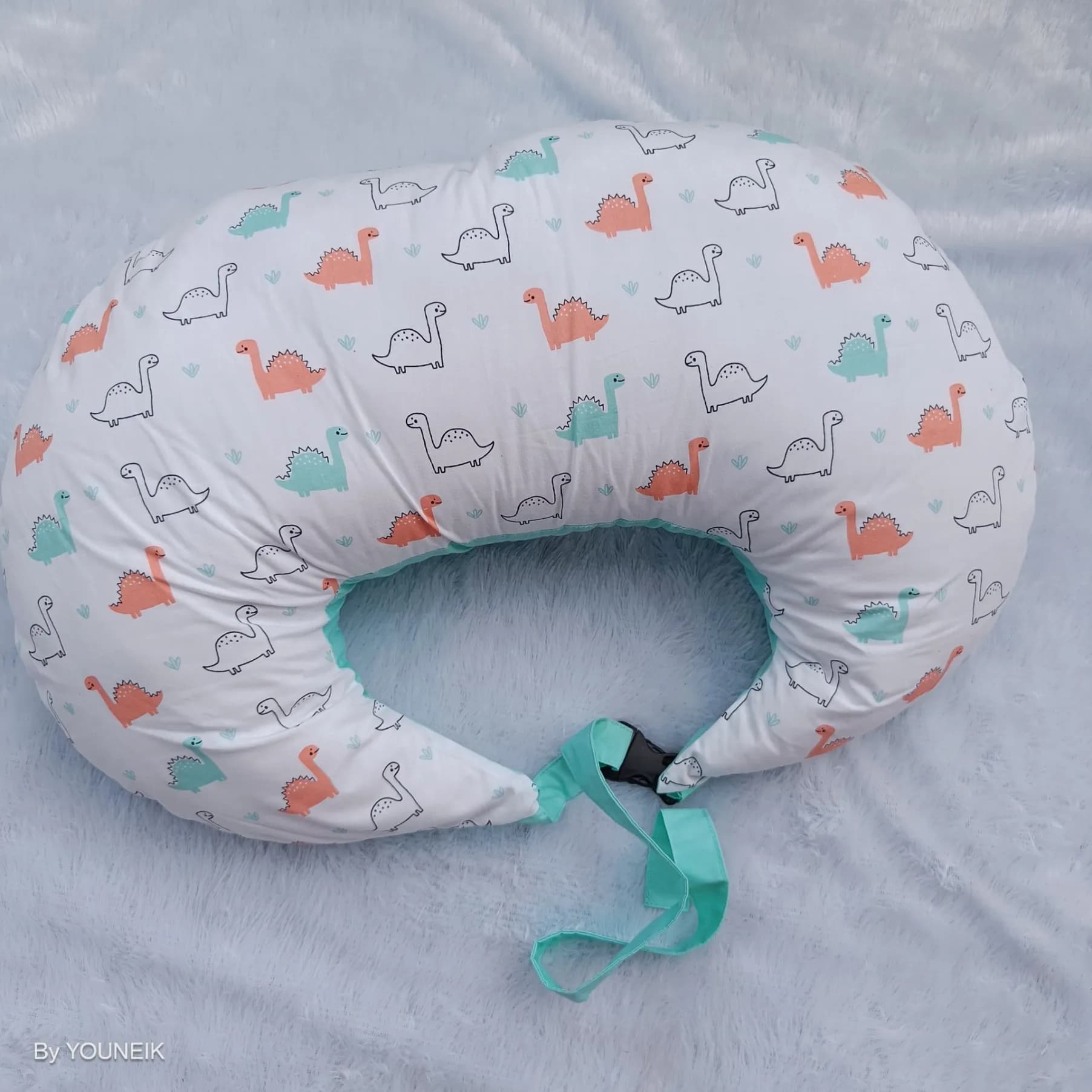 Feeding Pillow Half Moon